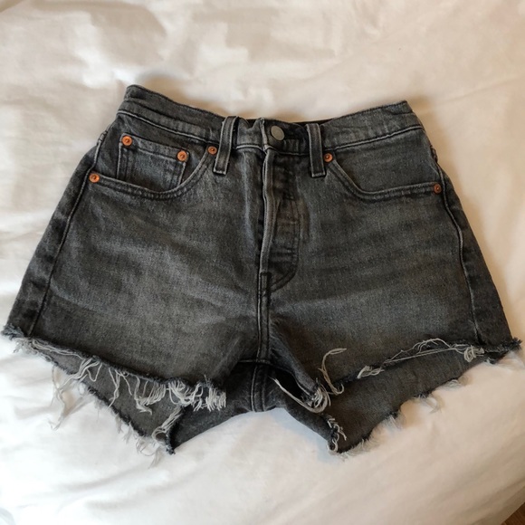 Levi’s 501 shorts - Picture 3 of 5